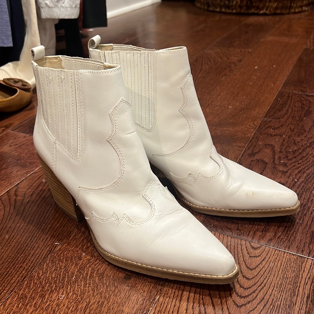 Sam Edelman Winona White Western Bootie - Size 9